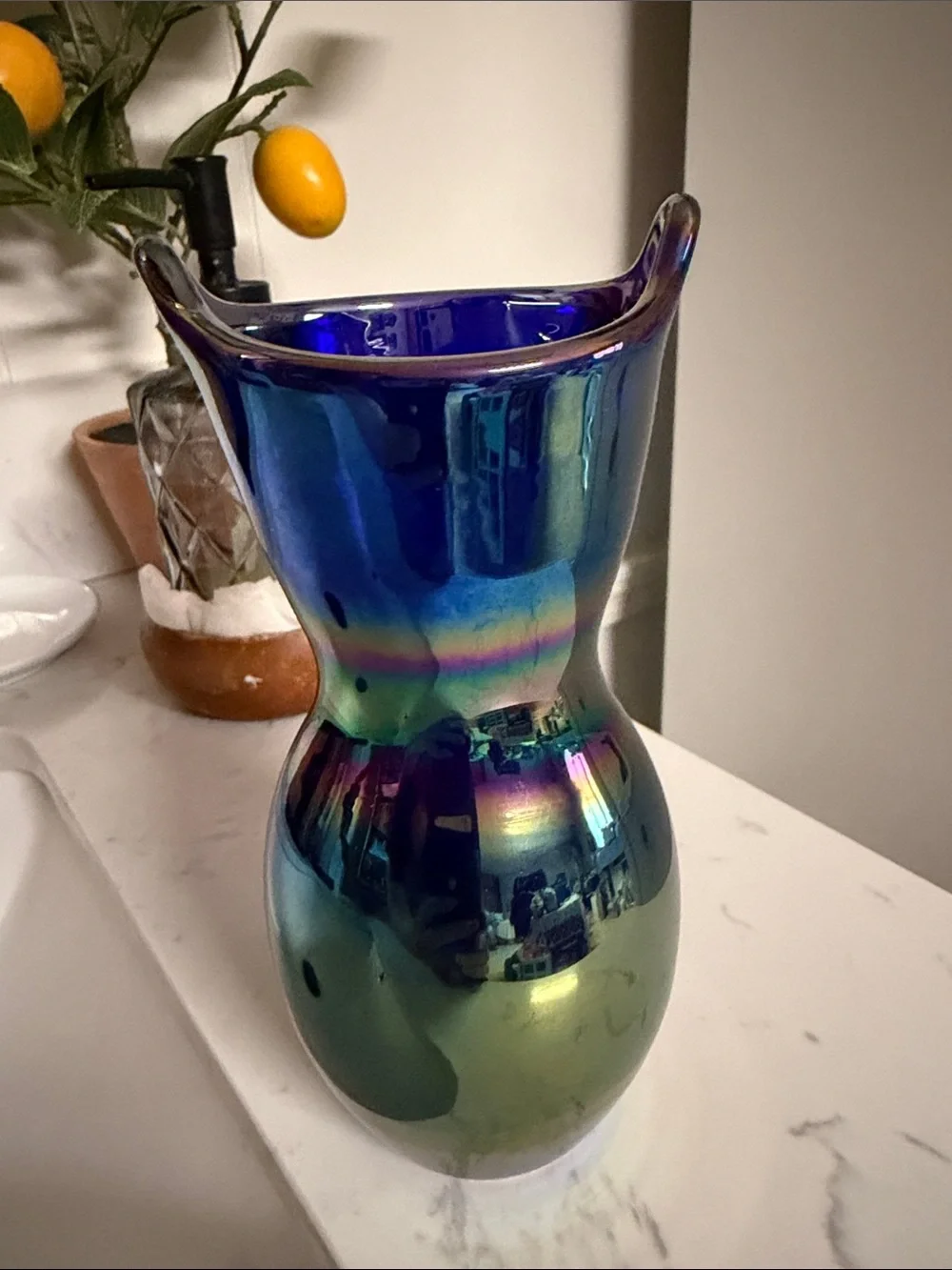 Vintage 1972 Signed Gibson Art Glass Cobalt Blue Carnival Glass Owl Vase